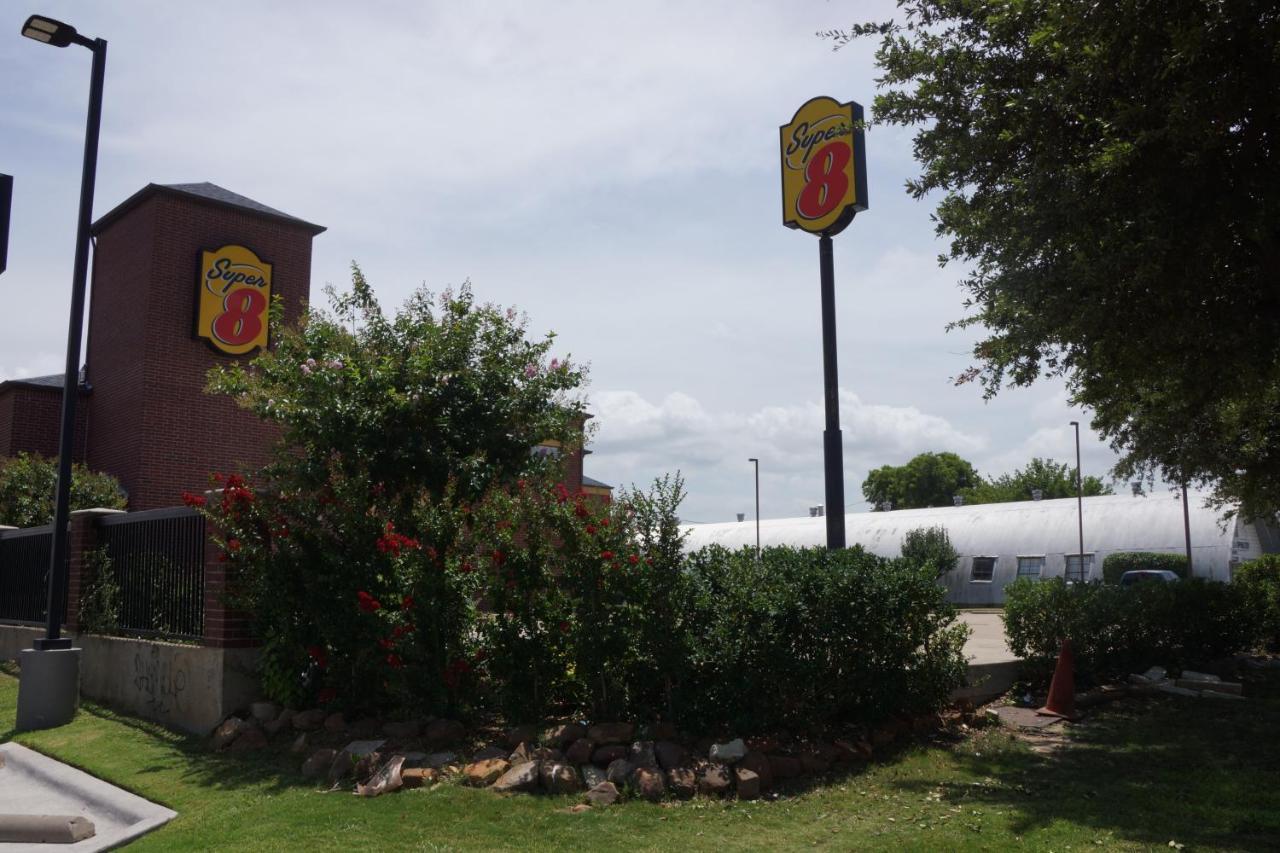 Motel Super 8 By Wyndham Farmers Branch/north Dallas Farmers Branch