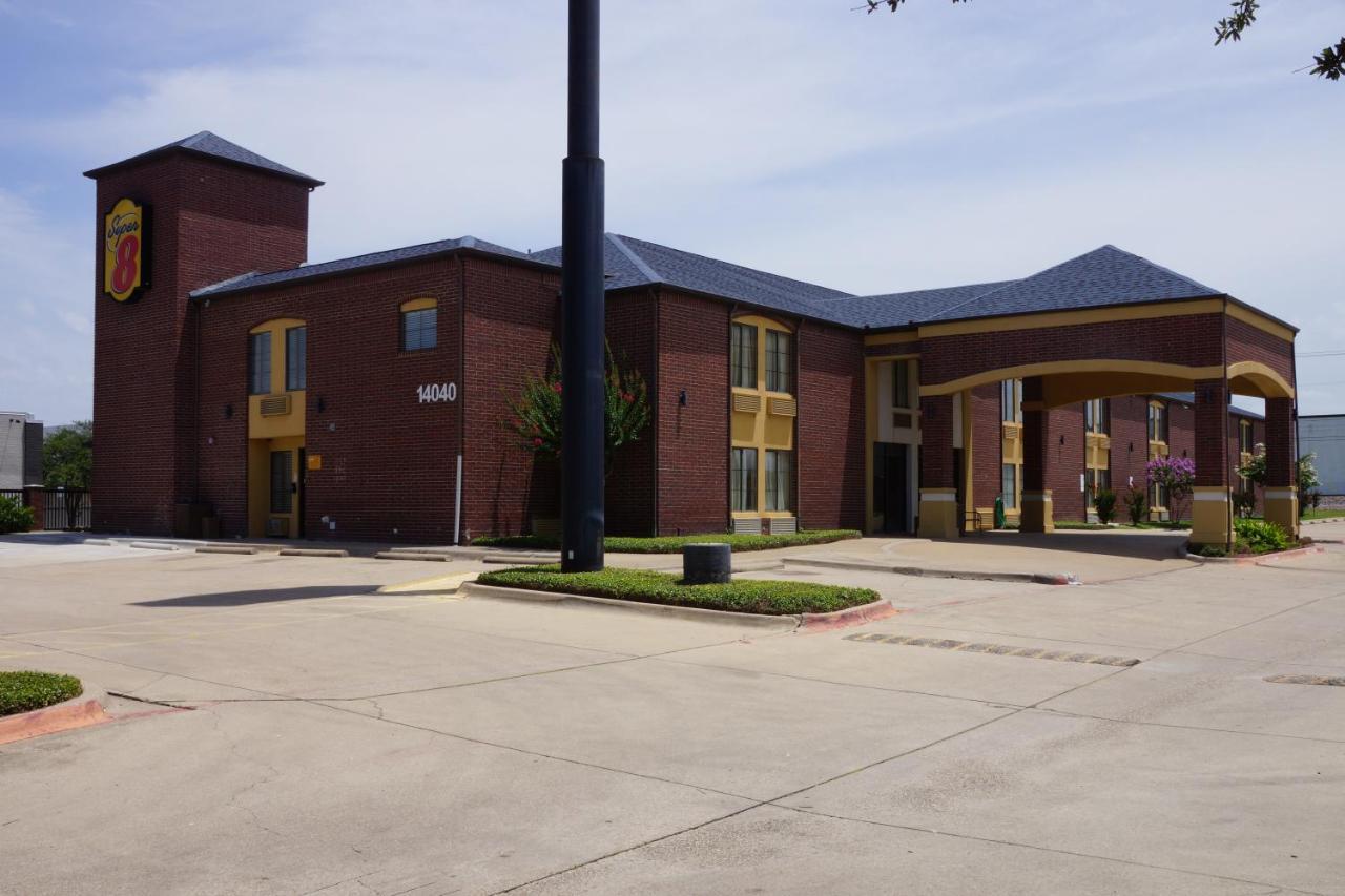 Motel Super 8 By Wyndham Farmers Branch/north Dallas