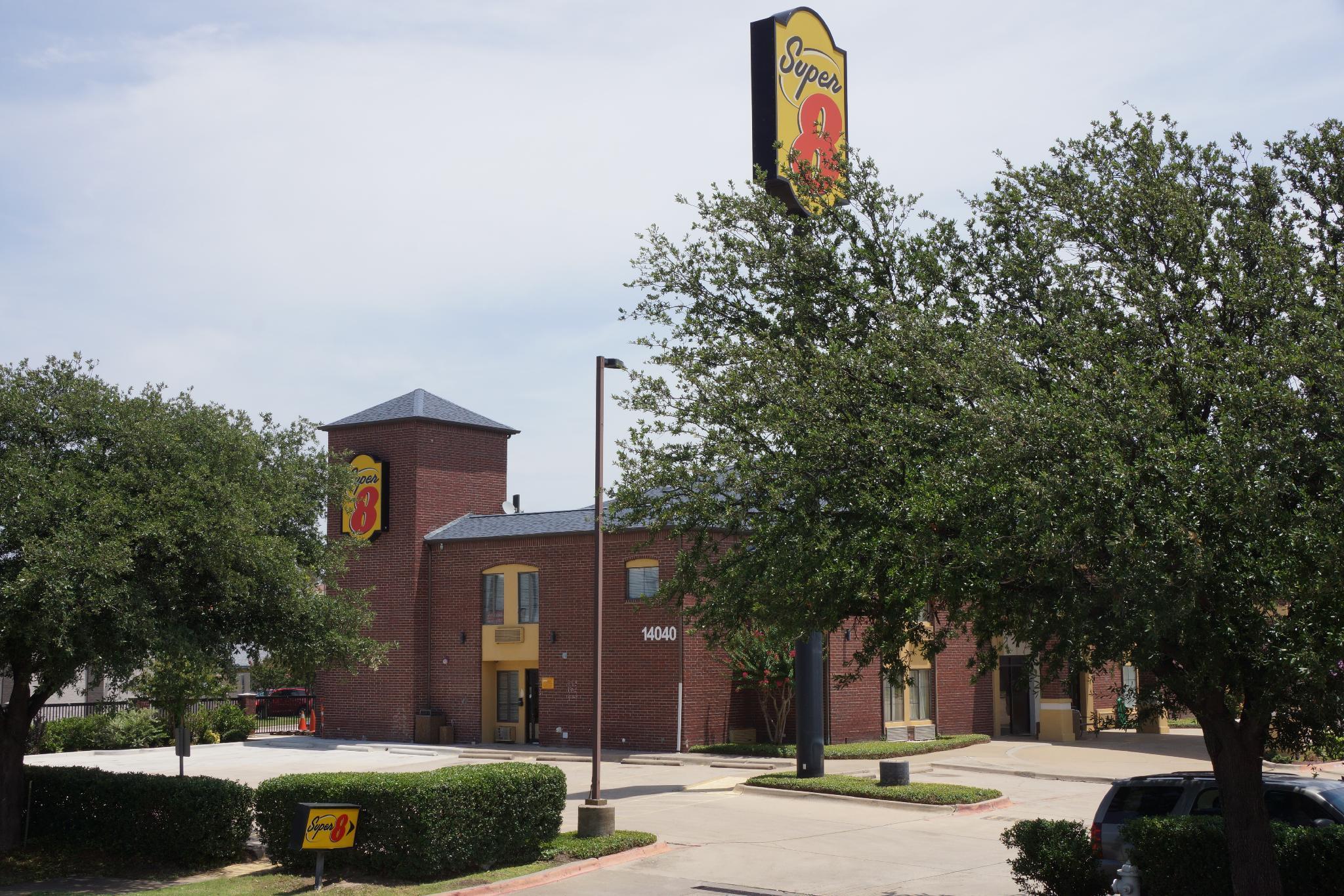 Motel Super 8 By Wyndham Farmers Branch/north Dallas 3*