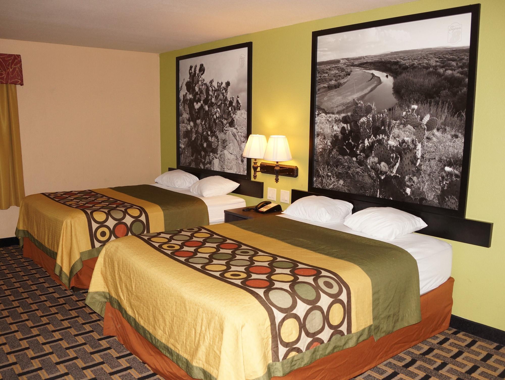 Motel Super 8 By Wyndham Farmers Branch/north Dallas