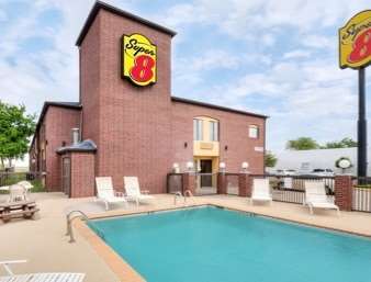 Super 8 By Wyndham Farmers Branch/north Dallas Motel 3*